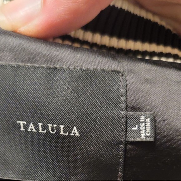 Like New | TALULA | Skull Bomber Jacket - Picture 3 of 3